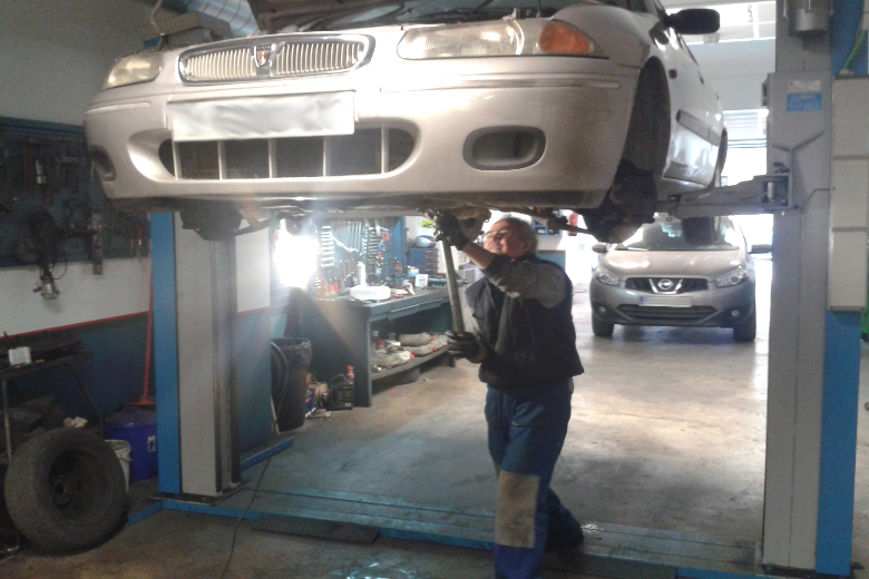 reparacion de coches en taller de cambrils GERAC Motors